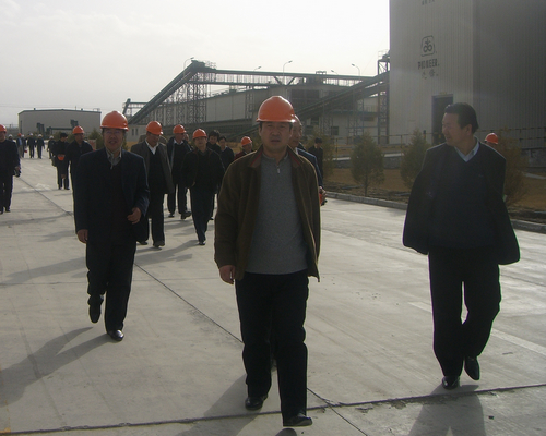 國家農(nóng)業(yè)部、財(cái)政部以及甘肅省農(nóng)業(yè)廳、財(cái)政廳等領(lǐng)導(dǎo)到公司考察調(diào)研